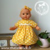 Robe jaune à pois blancs et bloomer coordonné pour poupon 30 cm