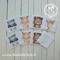 8 lingettes avec imprimés animaux avec fleurs, doublées en éponge bambou blanc