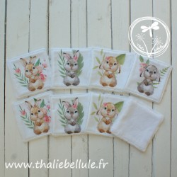 8 lingettes avec imprimés animaux lapines avec fleurs, doublées en éponge bambou blanc