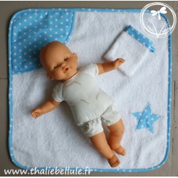 Sortie de bain étoiles bleu pour poupons et poupées , avec gant coordonné